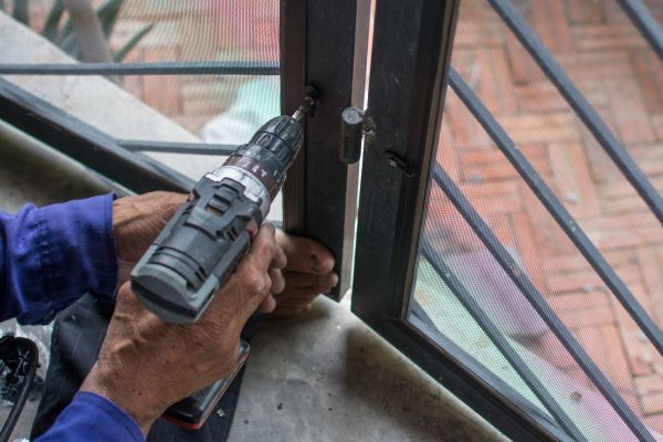 Steel Window Repair in Escondido