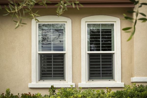 Single Hung Window Replacement in Escondido