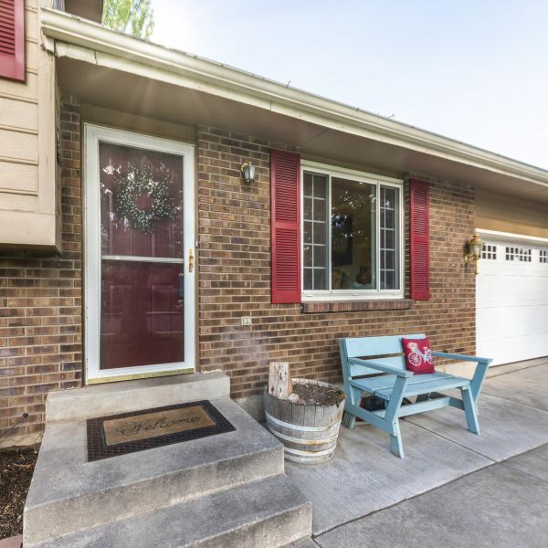 Cost of Hopper Window Replacement in Escondido